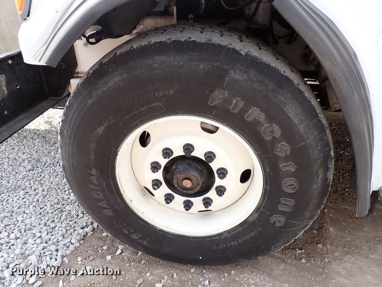 image for item DL7597 2009 Sterling L7500  vacuum truck