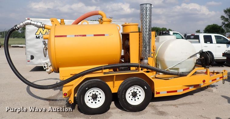 image for item DL7598 2005 Vac-Tron  vacuum excavator