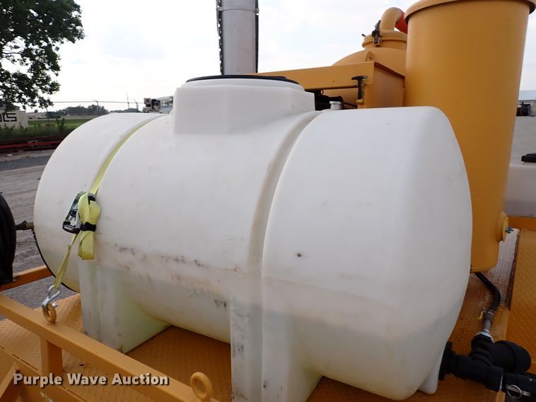 image for item DL7598 2005 Vac-Tron  vacuum excavator