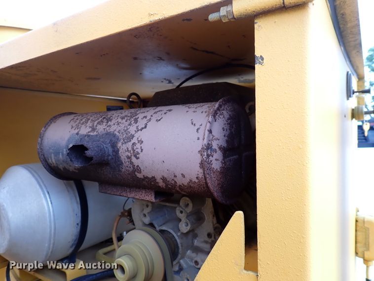 image for item DL7598 2005 Vac-Tron  vacuum excavator