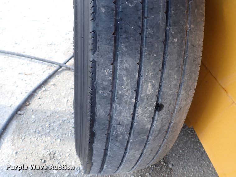 image for item DL7598 2005 Vac-Tron  vacuum excavator