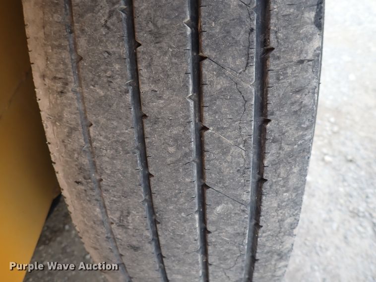 image for item DL7598 2005 Vac-Tron  vacuum excavator