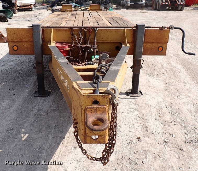 image for item DL7599 1999 Eager Beaver 12HDB  equipment trailer