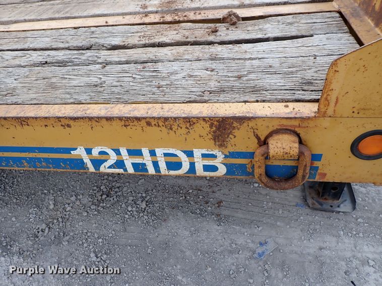 image for item DL7599 1999 Eager Beaver 12HDB  equipment trailer