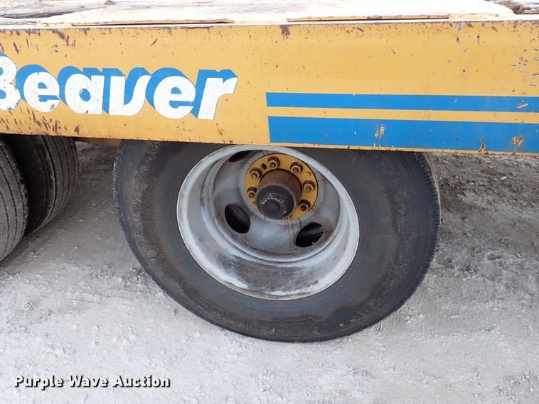 image for item DL7599 1999 Eager Beaver 12HDB  equipment trailer