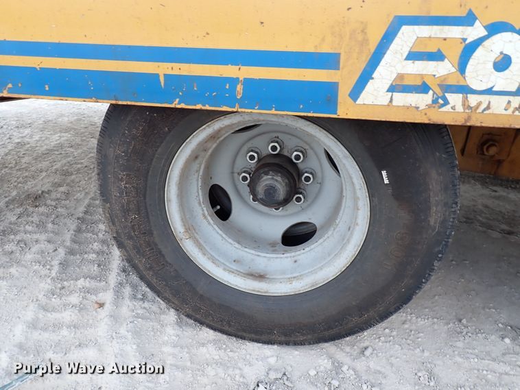 image for item DL7599 1999 Eager Beaver 12HDB  equipment trailer