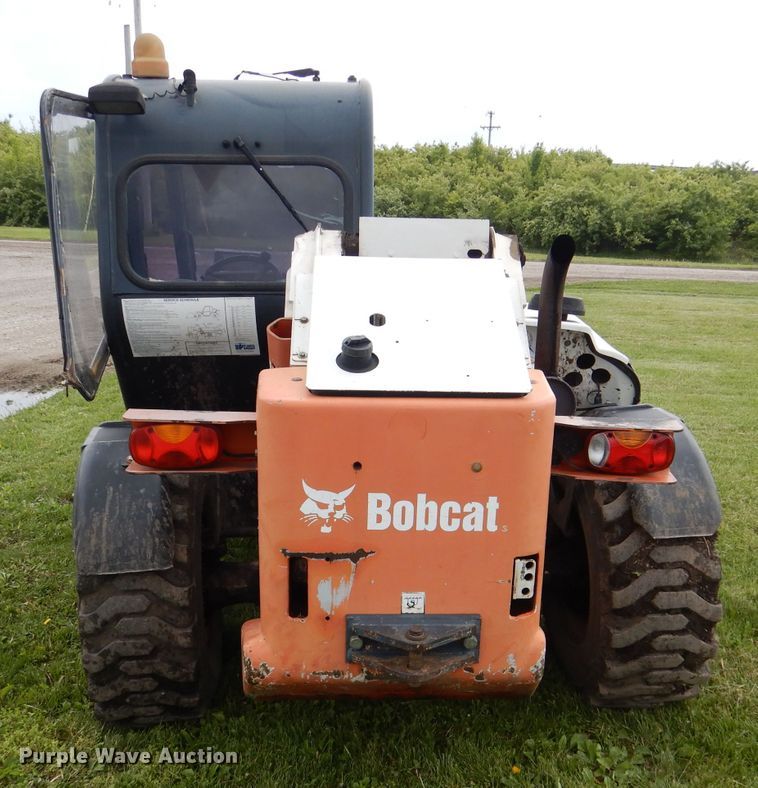 image for item DL8117 2009 Bobcat V417  telehandler