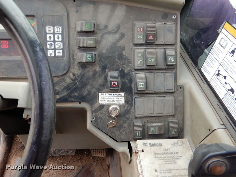 image for item DL8117 2009 Bobcat V417  telehandler