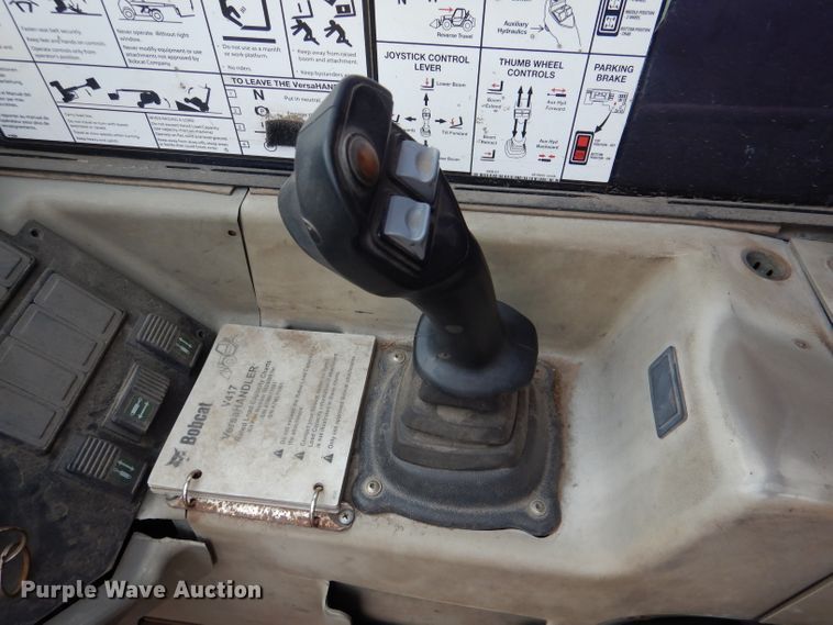 image for item DL8117 2009 Bobcat V417  telehandler