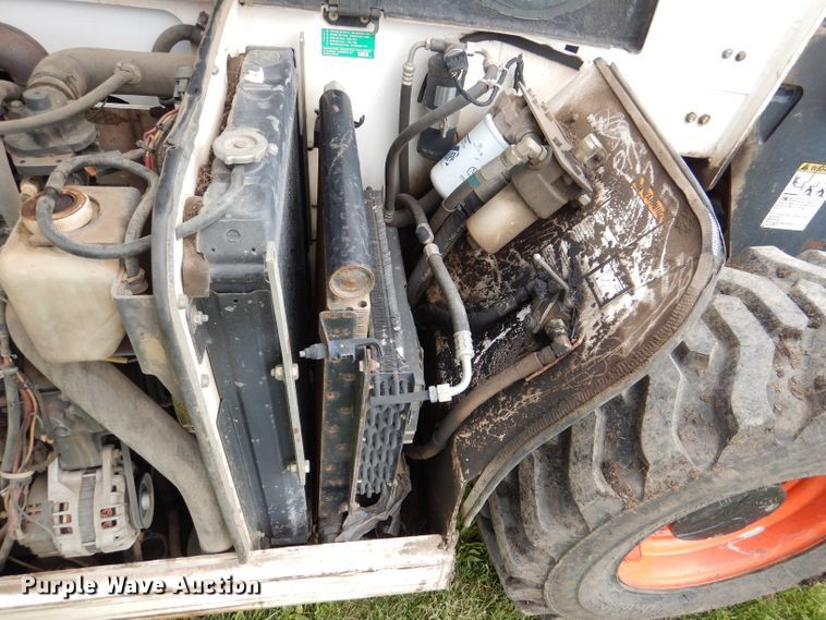 image for item DL8117 2009 Bobcat V417  telehandler