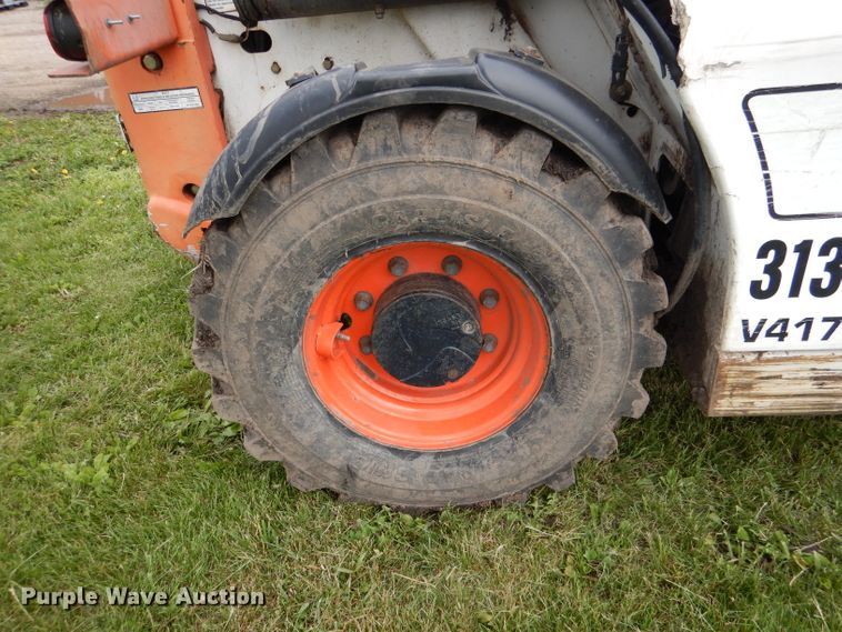 image for item DL8117 2009 Bobcat V417  telehandler
