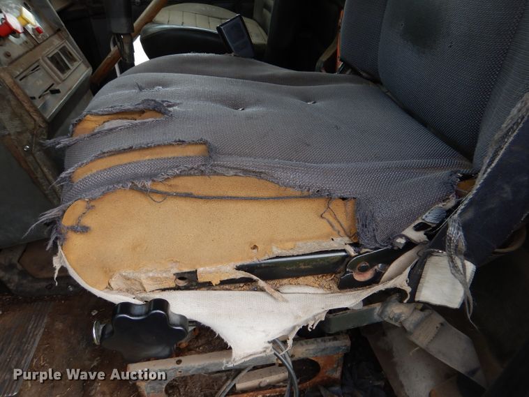 image for item DL8118 1993 Mack CH613  dump truck