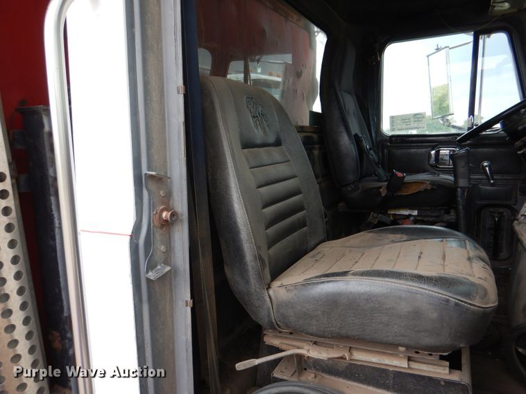 image for item DL8118 1993 Mack CH613  dump truck