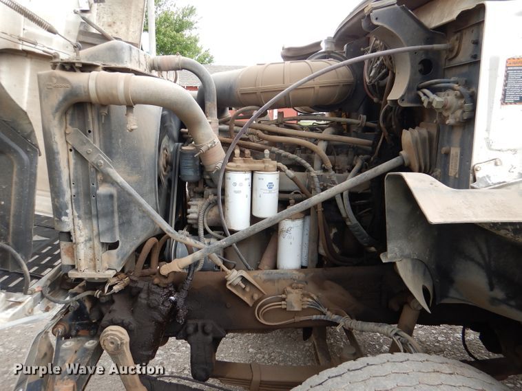 image for item DL8118 1993 Mack CH613  dump truck