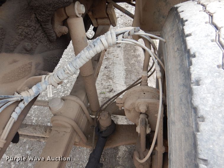 image for item DL8118 1993 Mack CH613  dump truck