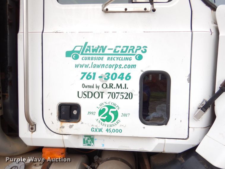 image for item DL8118 1993 Mack CH613  dump truck