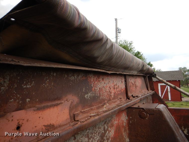 image for item DL8118 1993 Mack CH613  dump truck