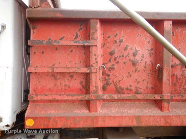 image for item DL8118 1993 Mack CH613  dump truck