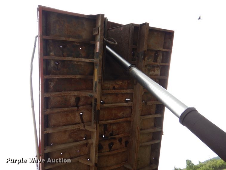 image for item DL8118 1993 Mack CH613  dump truck