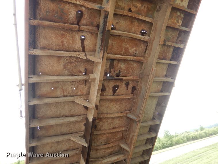 image for item DL8118 1993 Mack CH613  dump truck