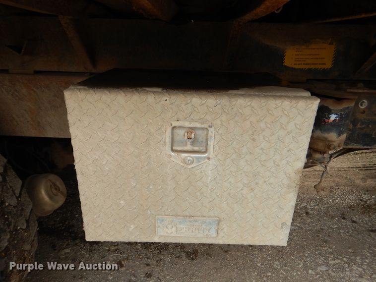 image for item DL8118 1993 Mack CH613  dump truck