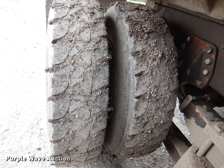 image for item DL8118 1993 Mack CH613  dump truck