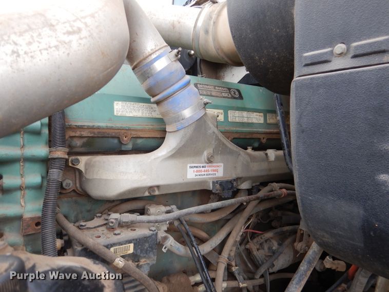 image for item DL8119 1996 International 9200  dump truck