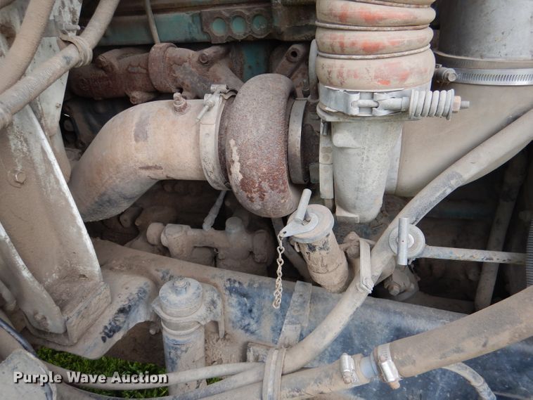 image for item DL8119 1996 International 9200  dump truck