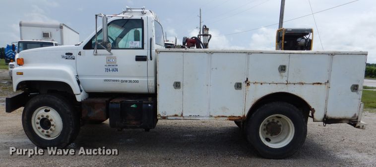 image for item DM0108 1996 GMC TopKick  utility / service truck