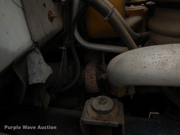 image for item DM0108 1996 GMC TopKick  utility / service truck