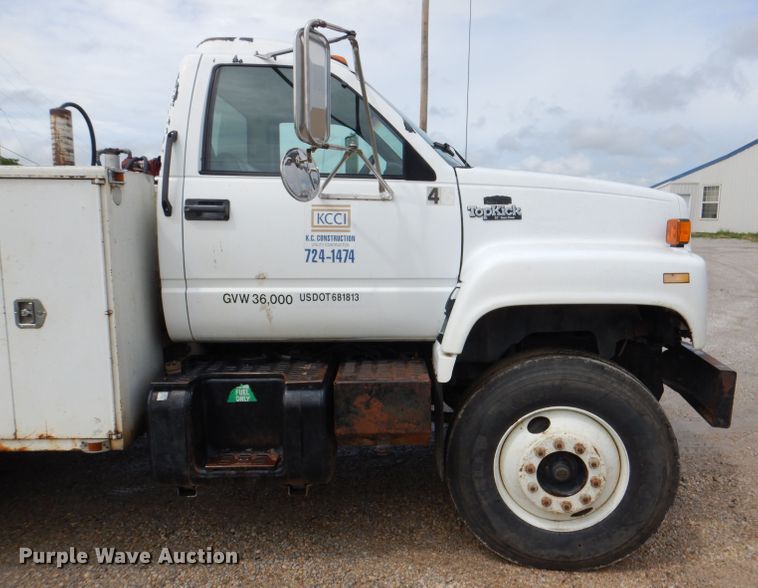 image for item DM0108 1996 GMC TopKick  utility / service truck