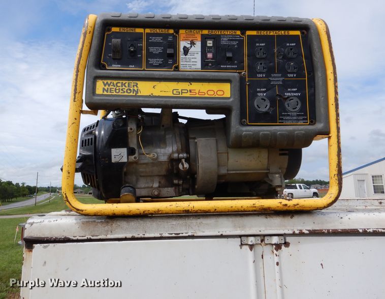 image for item DM0108 1996 GMC TopKick  utility / service truck