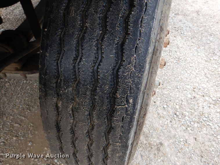 image for item DM0108 1996 GMC TopKick  utility / service truck