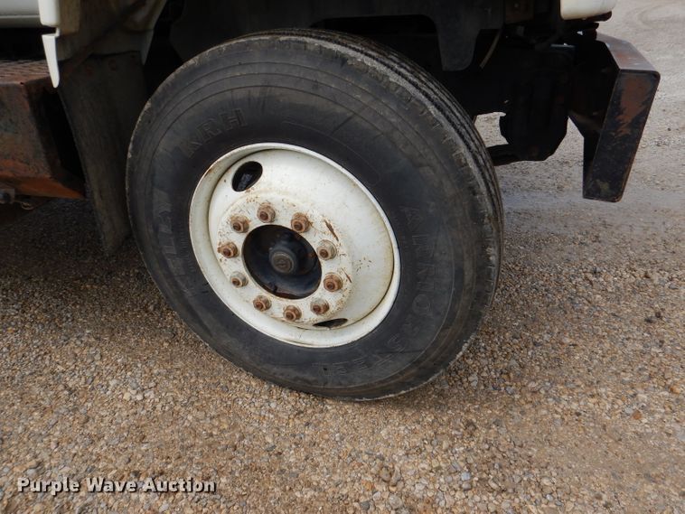 image for item DM0108 1996 GMC TopKick  utility / service truck