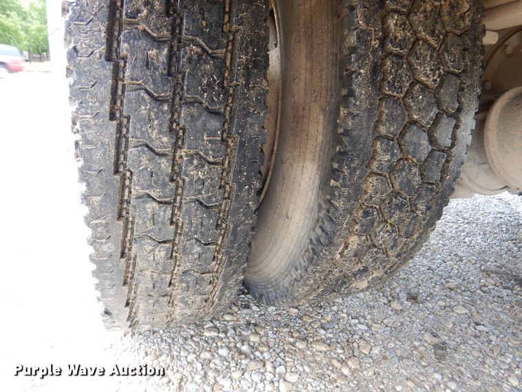 image for item DM0108 1996 GMC TopKick  utility / service truck