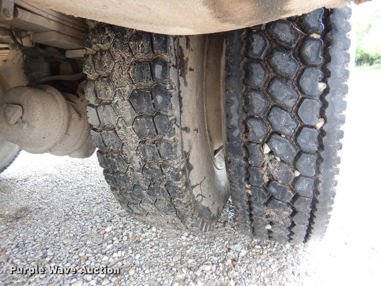 image for item DM0108 1996 GMC TopKick  utility / service truck