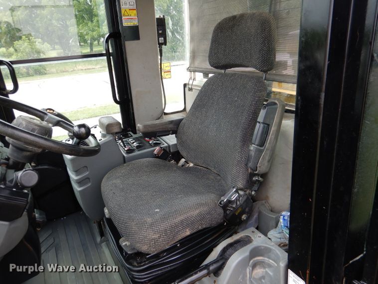 image for item DM0130 2010 Caterpillar 924H  wheel loader