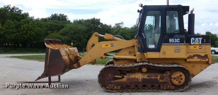 image for item DM0137 1996 Caterpillar 953C  track loader