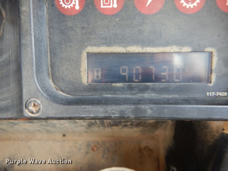 image for item DM0137 1996 Caterpillar 953C  track loader