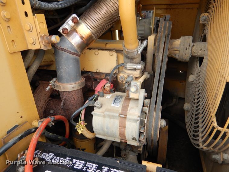 image for item DM0137 1996 Caterpillar 953C  track loader