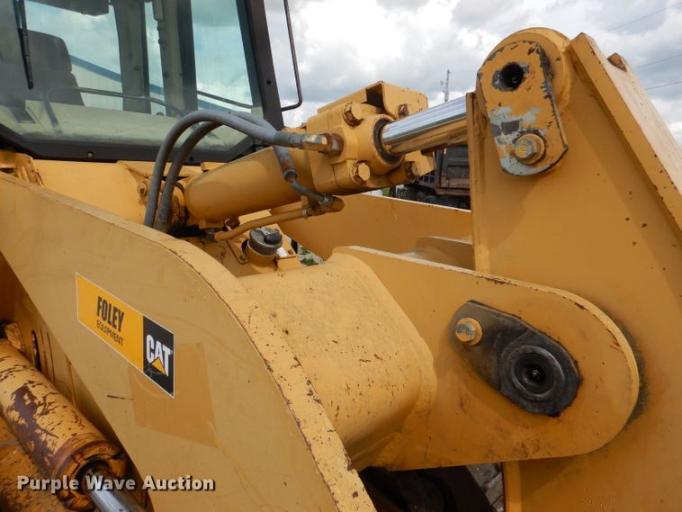image for item DM0137 1996 Caterpillar 953C  track loader