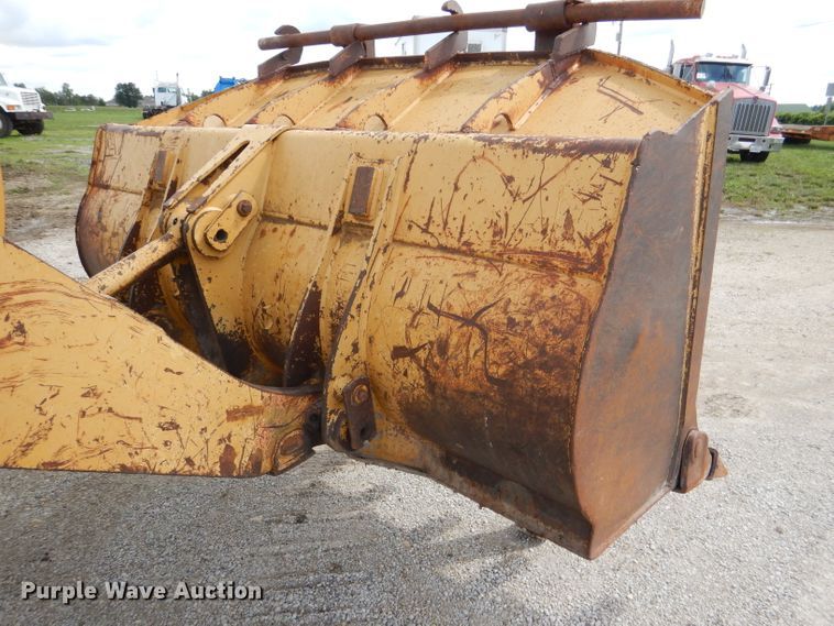 image for item DM0137 1996 Caterpillar 953C  track loader