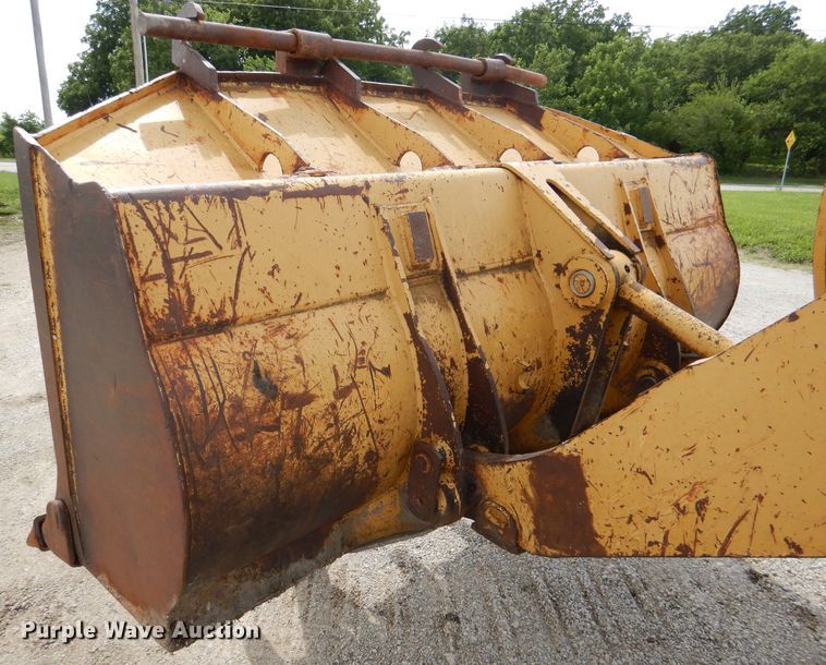 image for item DM0137 1996 Caterpillar 953C  track loader