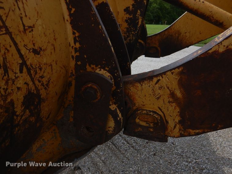 image for item DM0137 1996 Caterpillar 953C  track loader