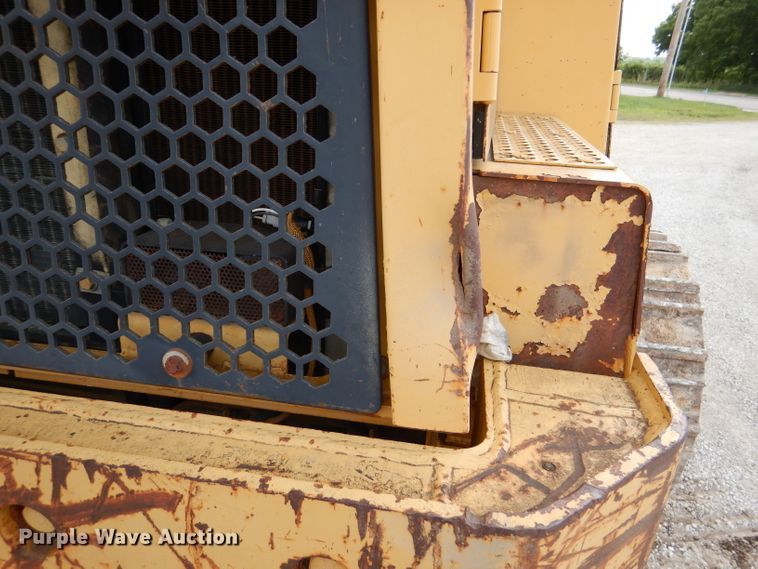 image for item DM0137 1996 Caterpillar 953C  track loader