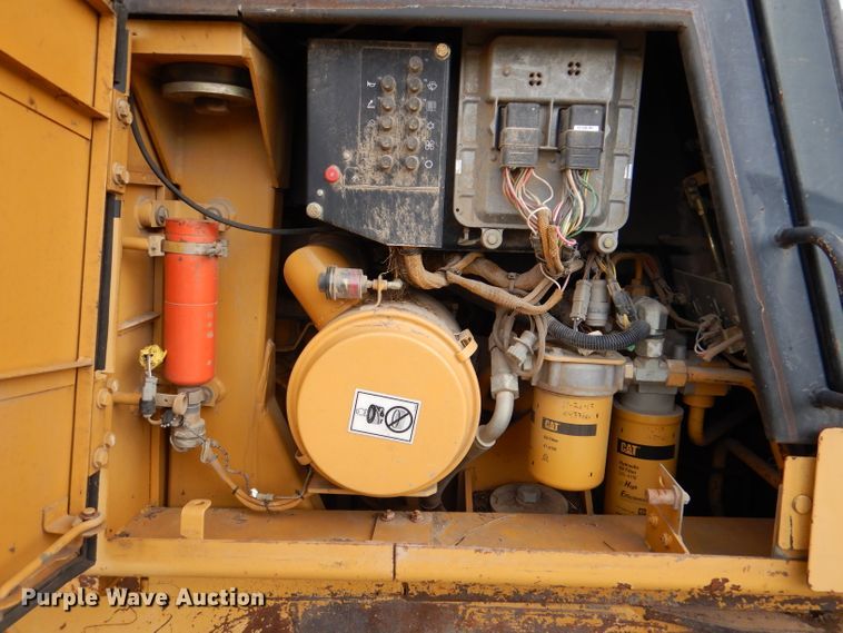 image for item DM0137 1996 Caterpillar 953C  track loader