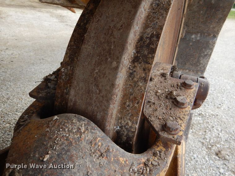 image for item DM0137 1996 Caterpillar 953C  track loader