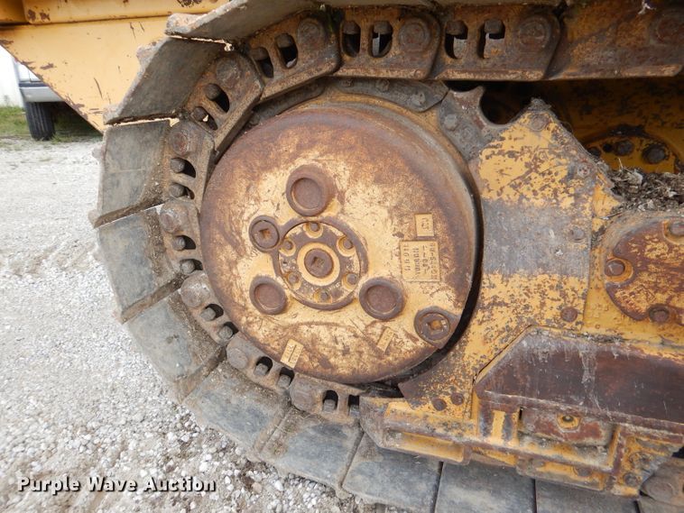 image for item DM0137 1996 Caterpillar 953C  track loader