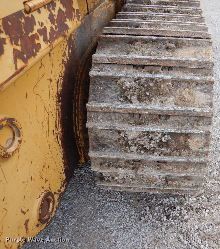 image for item DM0137 1996 Caterpillar 953C  track loader