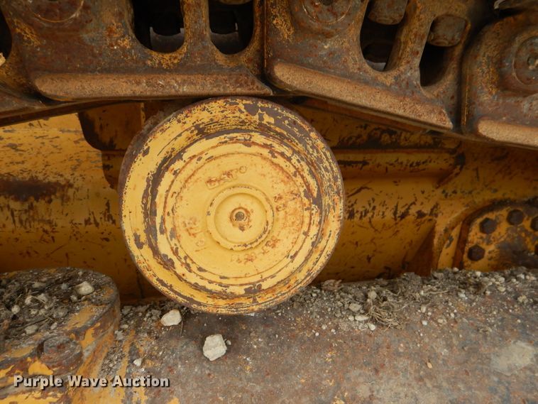 image for item DM0137 1996 Caterpillar 953C  track loader